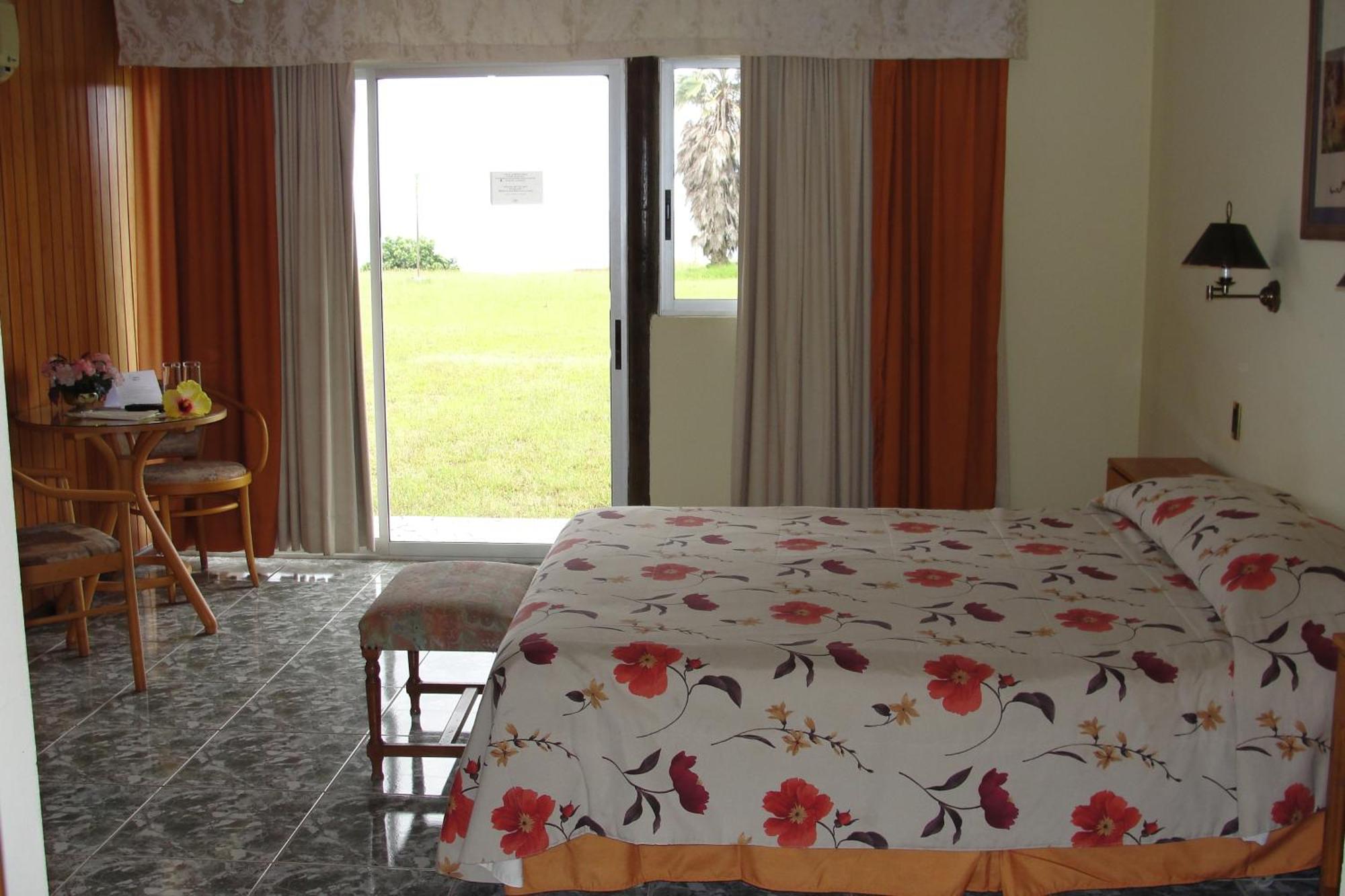 Iorana Isla De Pascua Hotel Hanga Roa Zimmer foto